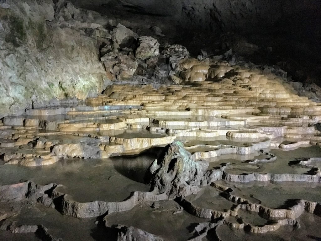 🏞️ 아키요시 동굴(아키요시도) 이미지 9